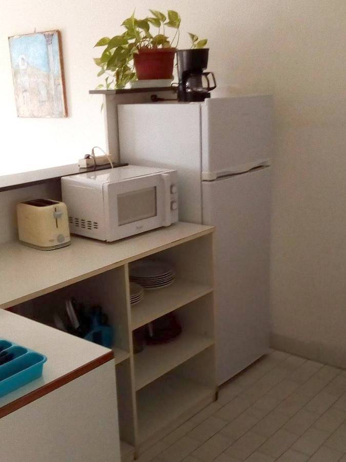 Gîte pour 2 personnes, avec vue et terrasse dans Saint-Gilles les Bains - 3