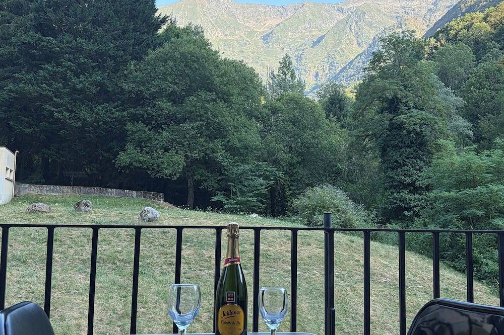 Appartement entier, L'izard in Couflens, Parc naturel régional des Pyrénées ariégeoises
