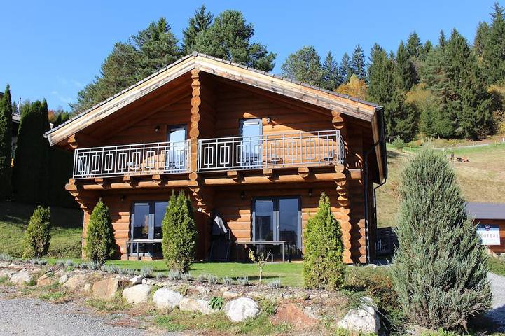 Ferienhaus für 6 Personen, mit Balkon und Garten