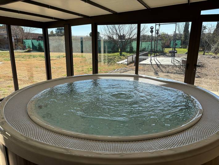 Casa rural para 2 personas, con Jacuzzi y Jardín en Garrigás