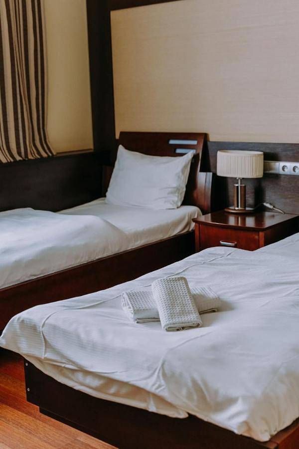 Hôtel pour 4 personnes, avec terrasse et jardin