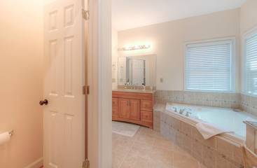 Vacation House for 10 Guests in Lake Anna, Louisa County, Picture 2