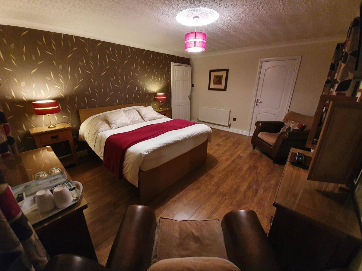 Double Room with Shower in Isle of Anglesey