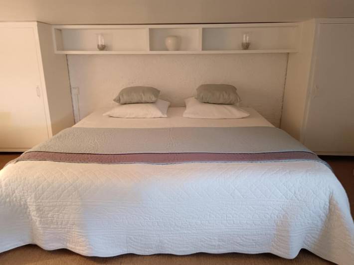 Gîte pour 2 personnes, avec vue ainsi que terrasse et piscine, animaux acceptés à Espira-de-l'Agly - 4