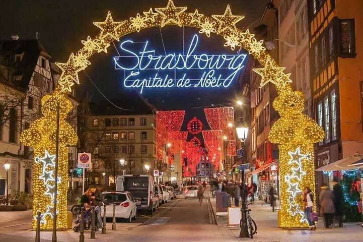 Location de vacances pour 11 personnes, avec jardin à Cirey-sur-Vezouze