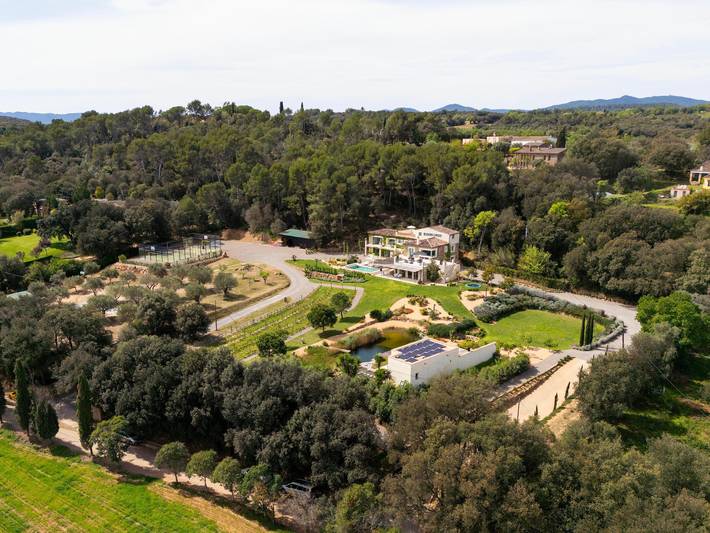 Casa de huéspedes para 14 personas, con jardín además de piscina y terraza en Provincia de Gerona - 4
