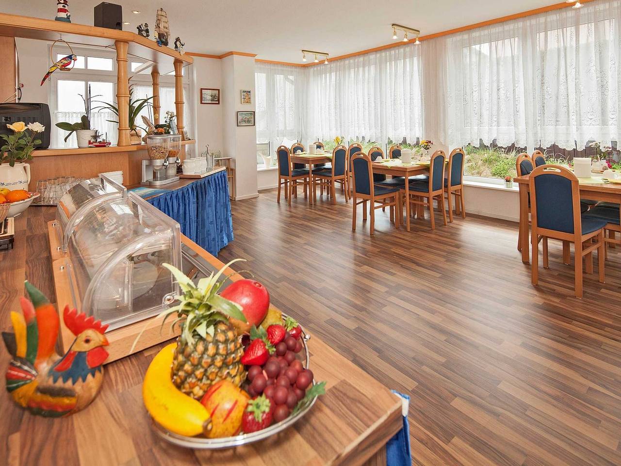 Ganze Ferienwohnung, Pension und Ferienwohnungen Haus Antje - Zimmer 8 in Drei Kaiserbäder, Heringsdorf