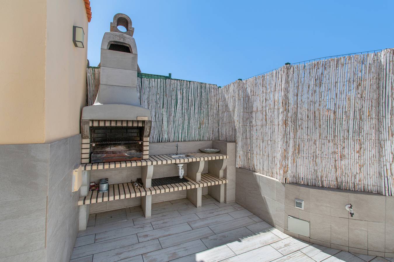 Casa vacanze 'La Marinera' con piscina condivisa, Wi-Fi e aria condizionata in Sonnenland, San Bartolomé de Tirajana