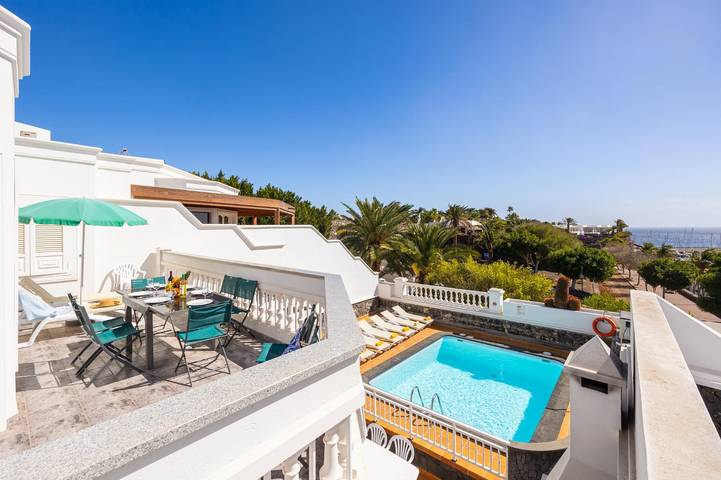 Villa für 8 Personen mit Meerblick in Puerto Calero, Yaiza