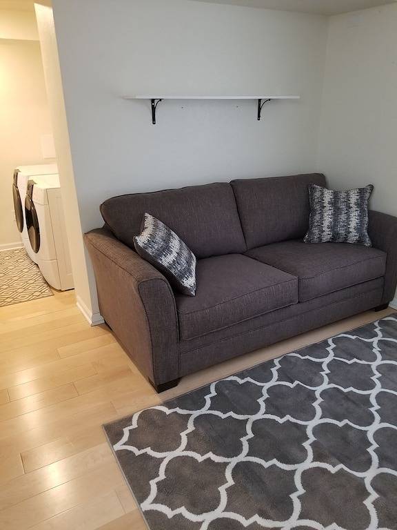 Lakehouse 2Br Downtown! in Madison, Dane County