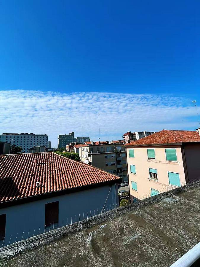 Chambre d’hôte pour 3 personnes, avec jardin ainsi que vue et balcon à Mestre - 2