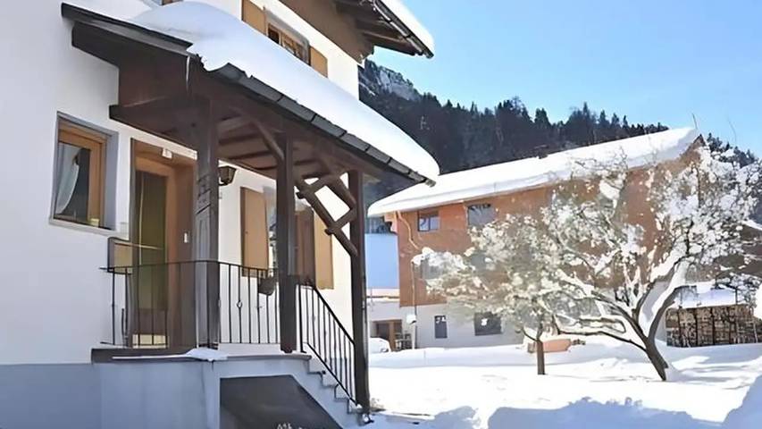 Gîte pour 10 personnes, avec jardin à Mellau - 2
