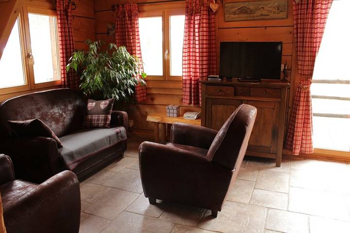 Gîte pour 4 personnes, avec jardin à Foncine-le-Haut - 2