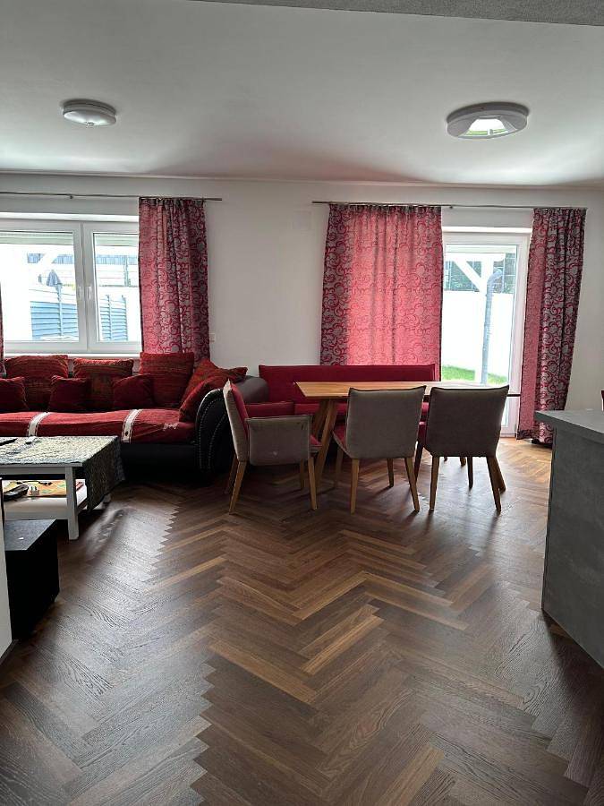 Gemütliche Doppelhaushälfte mit Garten, Terrasse Ruhige Lage in Hobersdorf in Mistelbach (Niederösterreich)