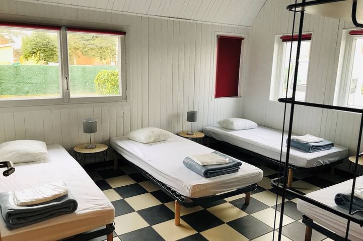 Gîte pour 15 personnes dans Aunay-sous-Auneau - 4