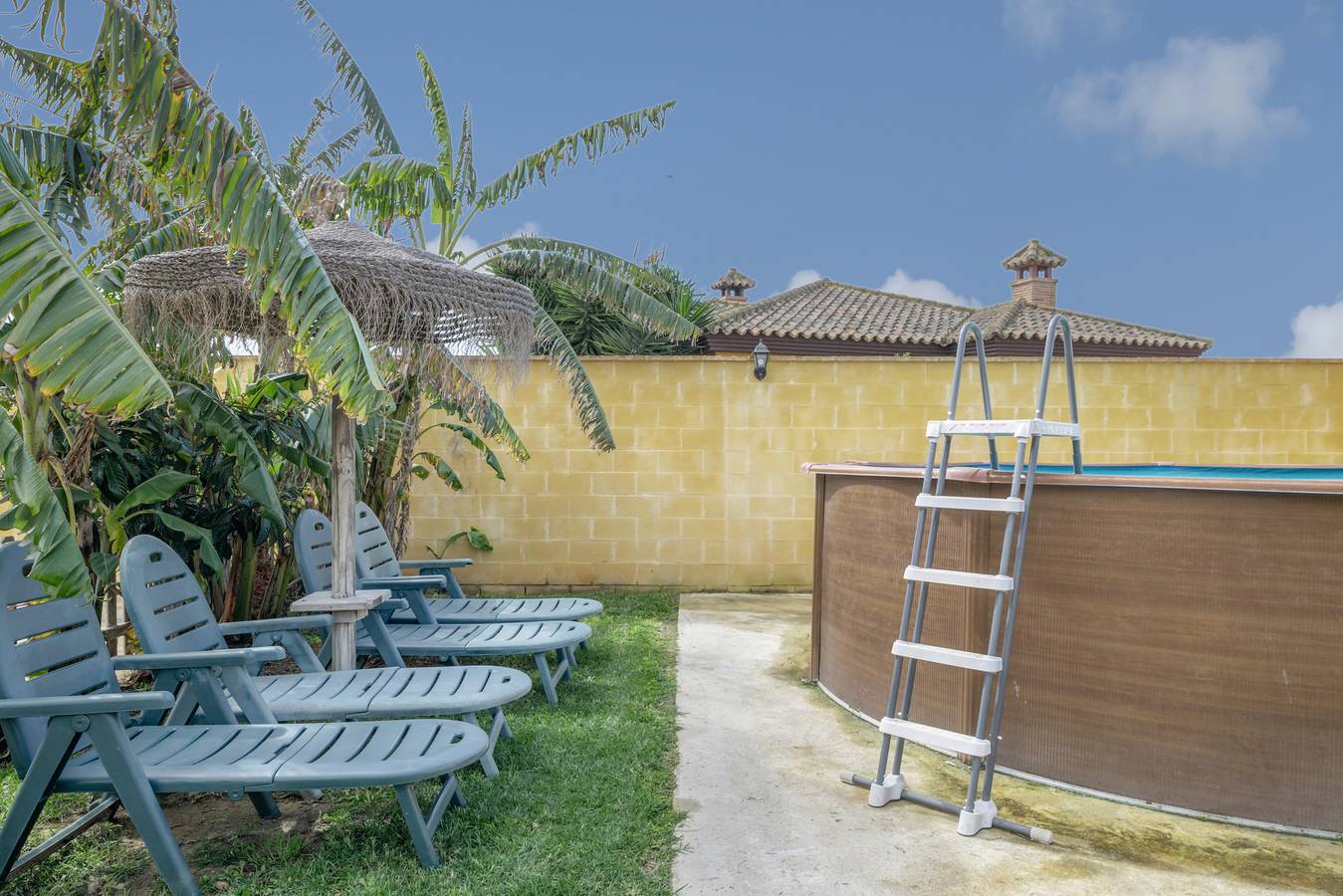 Apartamento 'Las Tres Hermanas 2' con piscina privada, Wi-Fi y aire acondicionado in Conil de la Frontera, Costa de la Luz