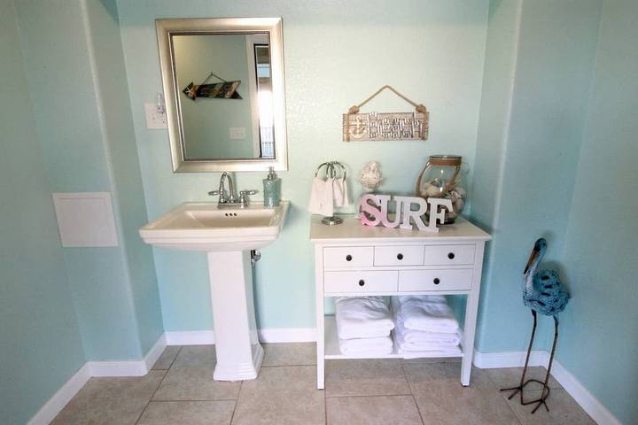 Vacation rental for 6 people, with terrace in Jamaica Beach
