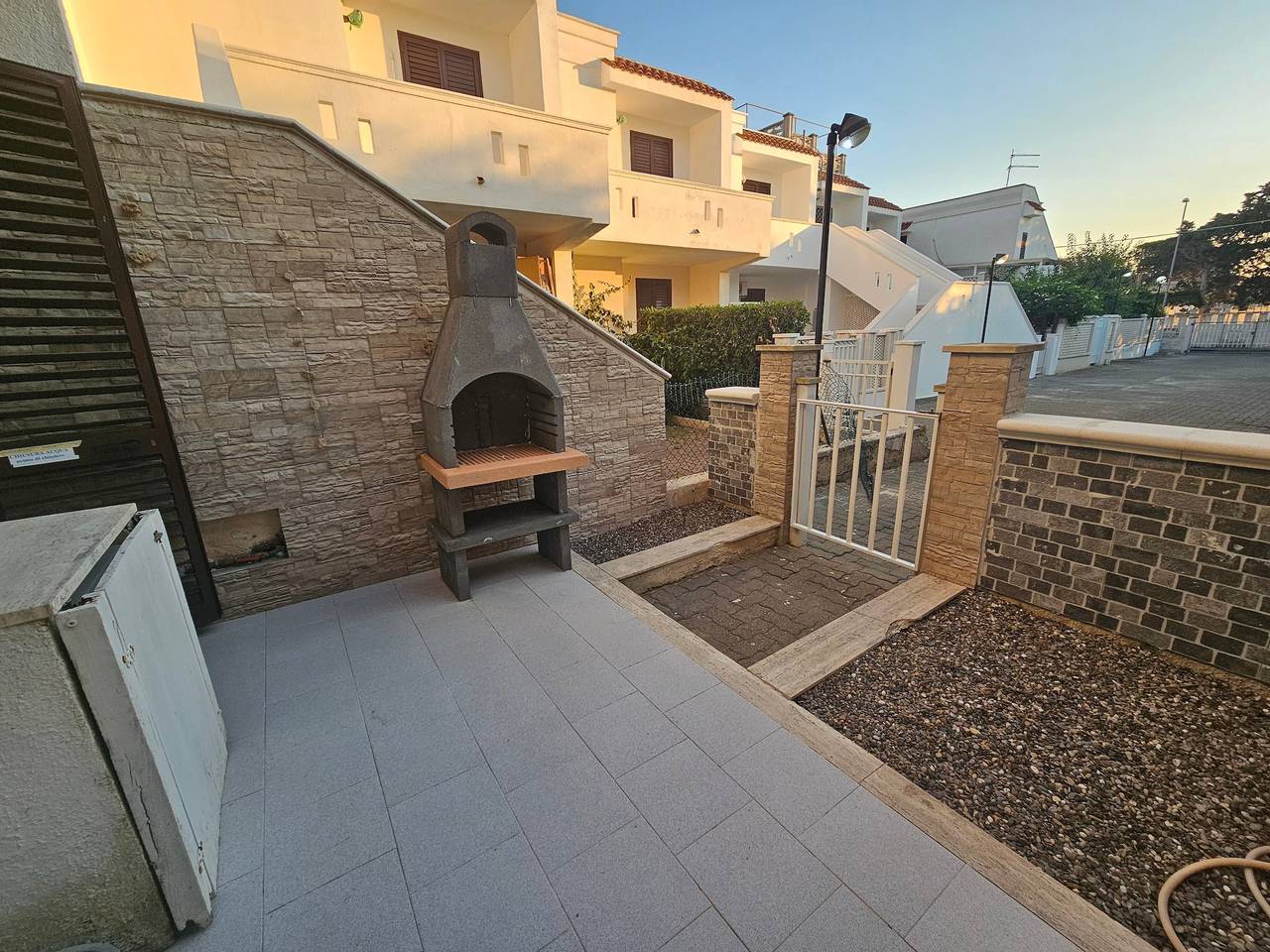 Haustierfreundliche 'Villa Andrea' mit Meerblick, Garten und Wlan in Manduria, Golf von Tarent