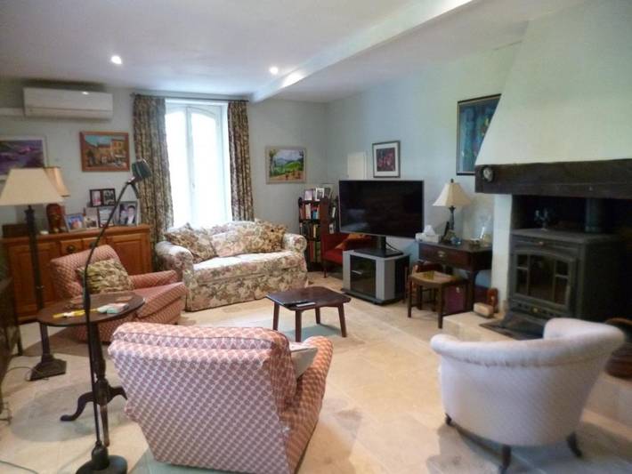 Gîte pour 4 personnes, avec jardin et terrasse à Loubès-Bernac - 3