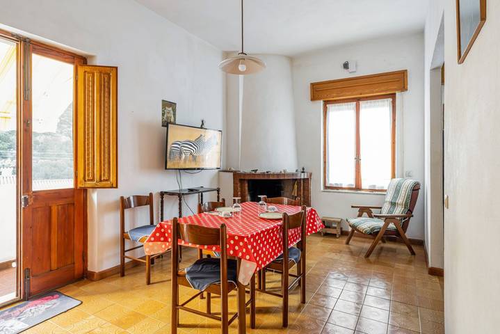 Appartamento per 6 persone, con balcone in Buggerru