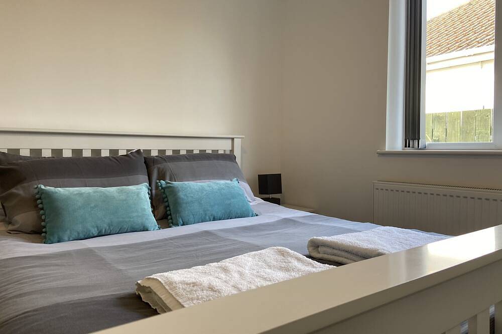 Bero Bungalow: Spacious Seaside Retreat with Hottub in Withernsea, Östliches Yorkshire