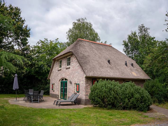 Bungalow für 8 Personen, mit Terrasse und Balkon/Terrasse - 1