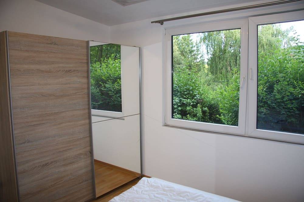Im Grünen gelegener, modern eingerichteter Bungalow mit Kamin. in Friedrichroda, Rennsteig