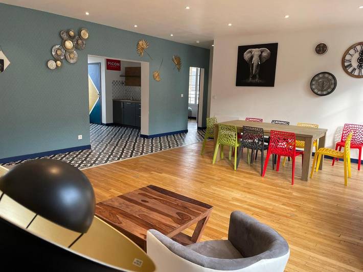Gîte pour 9 personnes dans Office De Tourisme Du Bocage Normand