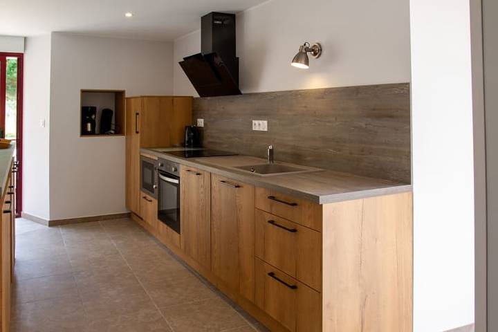 Gîte pour 6 personnes, avec sauna ainsi que terrasse et balcon/terrasse à Nant - 4