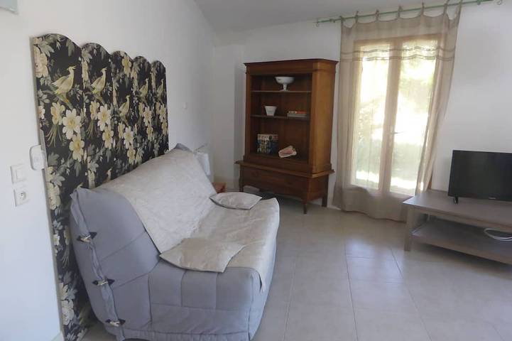 Appartement entier, Studio dans Mas provençal à Avignon (2 personnes) in Avignon, Vaucluse