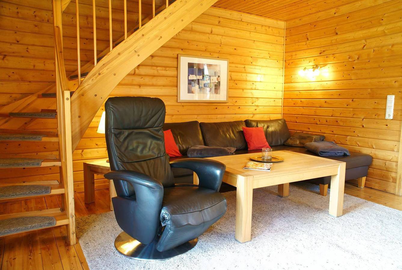 Gemütliches Ferienhaus in der Ferienanlage Blauvogel mit der Nähe zum Wald in Hasselfelde, Harzvorland