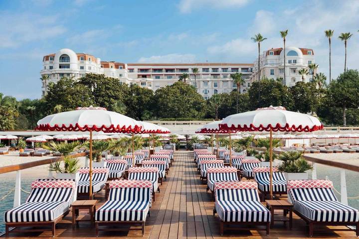 Hôtel pour 4 personnes, avec piscine ainsi que jardin et sauna, animaux acceptés