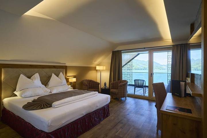 Doppelzimmer Bergblick ohne Balkon L - Vogl's Nest in Fuschl am See, Bezirk Salzburg-Umgebung