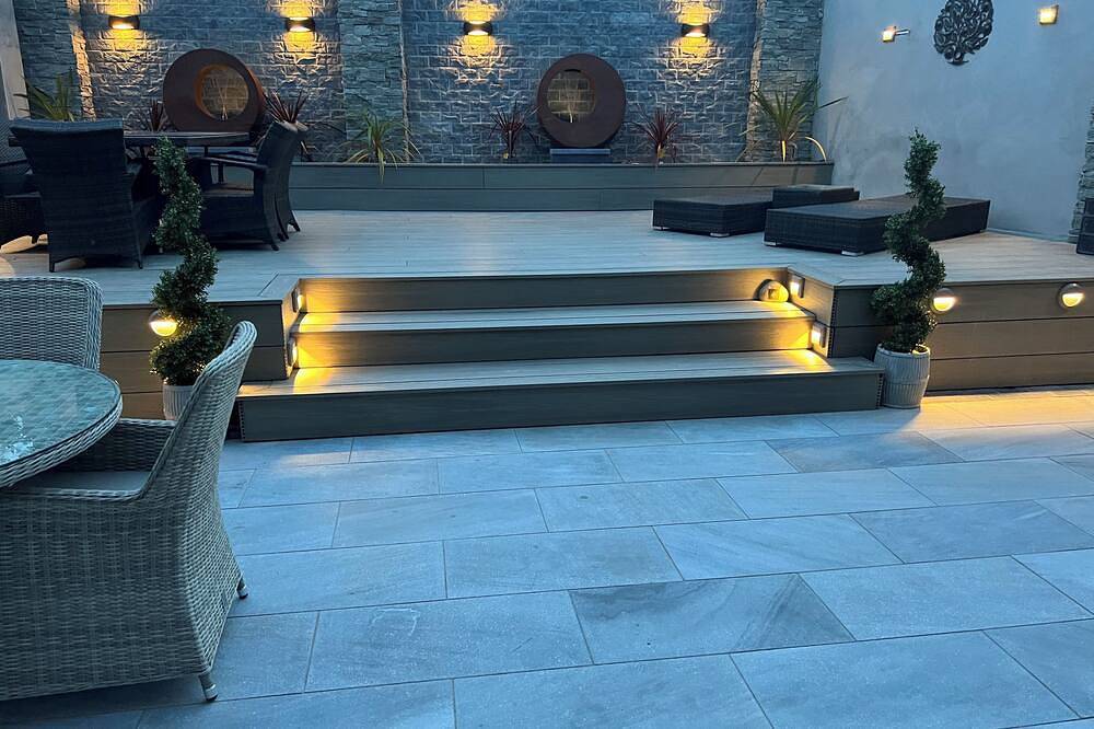 Completely furnished 3 big bedroom 2,5 bathroom show house , cleaner incl , in Cork, County Cork