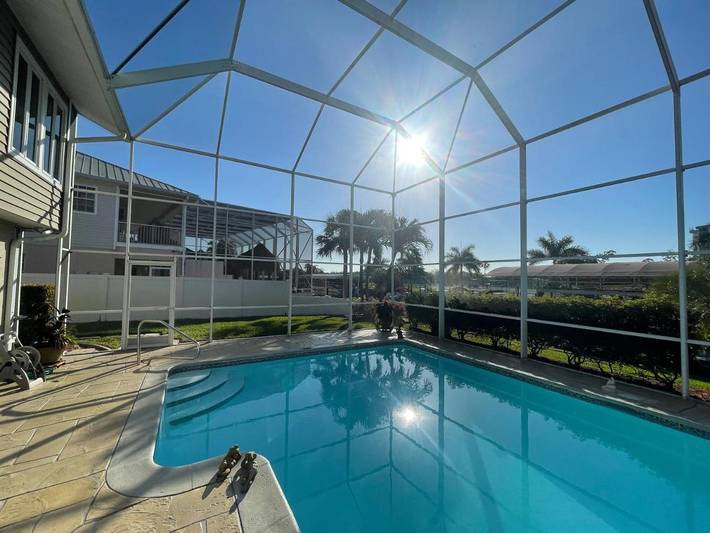 Ferienhaus für 8 Personen, mit Pool und Garten sowie Ausblick in Bonita Springs