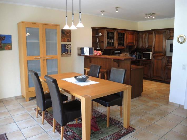 Entire apartment, Apartment with large balcony and view over the roofs of the surrounding area in Ascona, Ticino Alps and Verbano