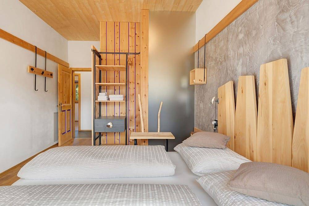 Geheel appartement, Appartement 'Kesselmoos' met Uitzicht op de Bergen, Gedeelde Tuin en Wi-Fi in Deutschnofen, Eggental
