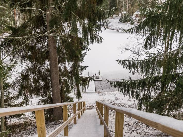 Mäkimökki in Hirsjärvi, Eigentliches Finnland
