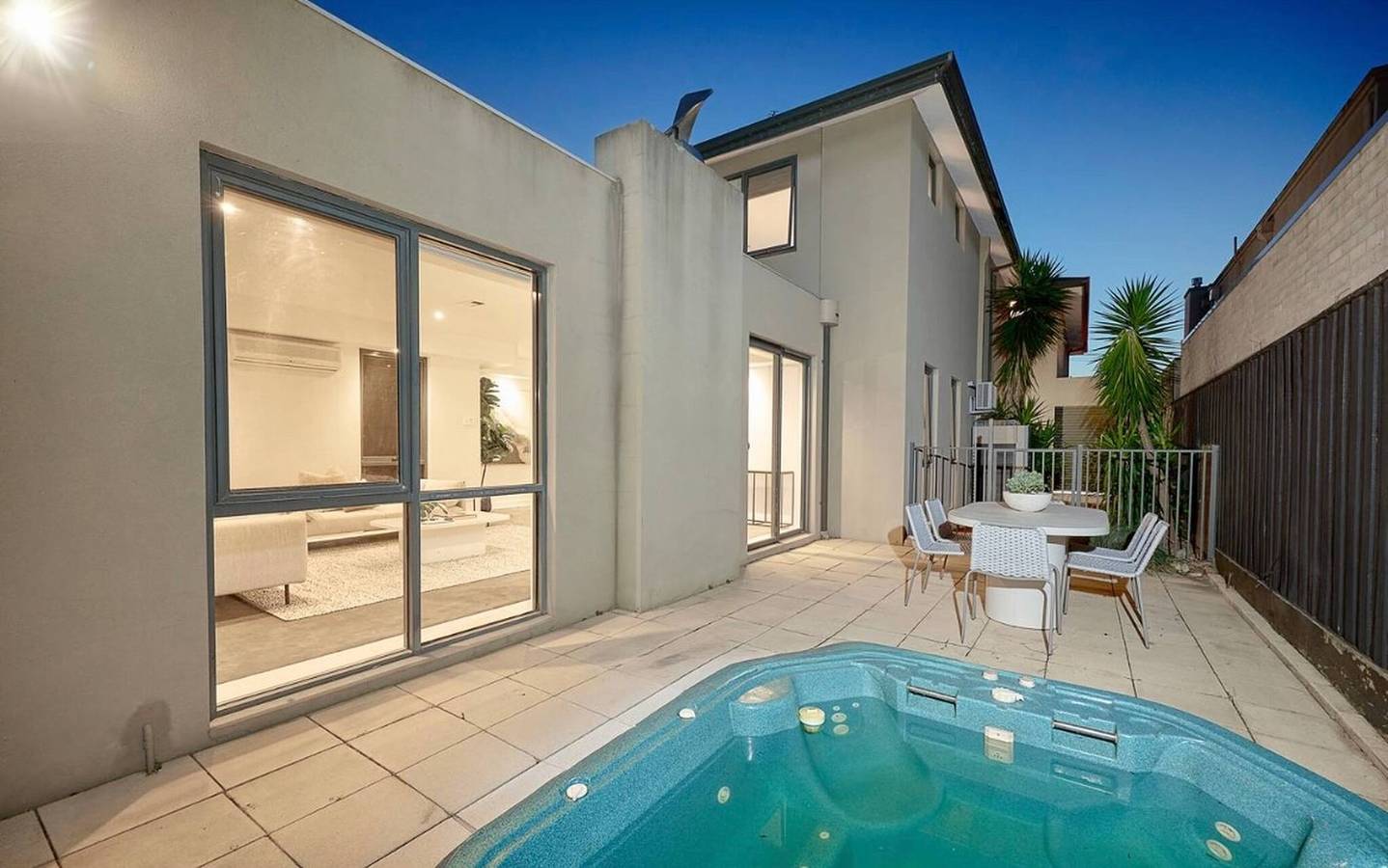 Bayside 4 Bett in Sandringham mit Spa und Blick auf den Sonnenuntergang in Melbourne, Victoria