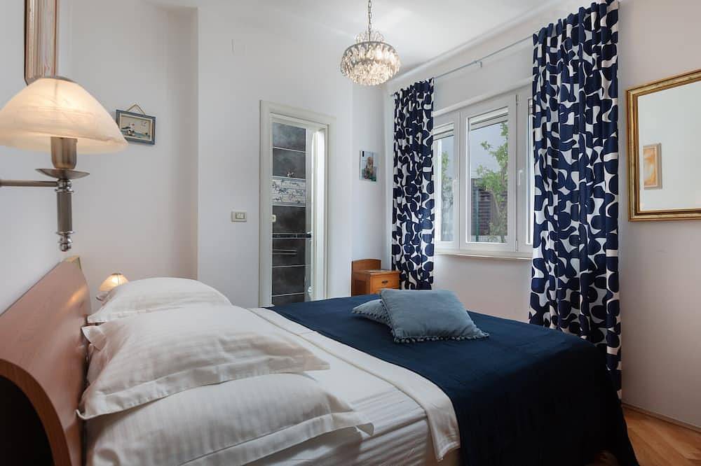 Peaceful Niza Villa, Cerca de la playa, piscina privada, vistas al mar, Para toda la familia in Podgora, Rivera de Makarska