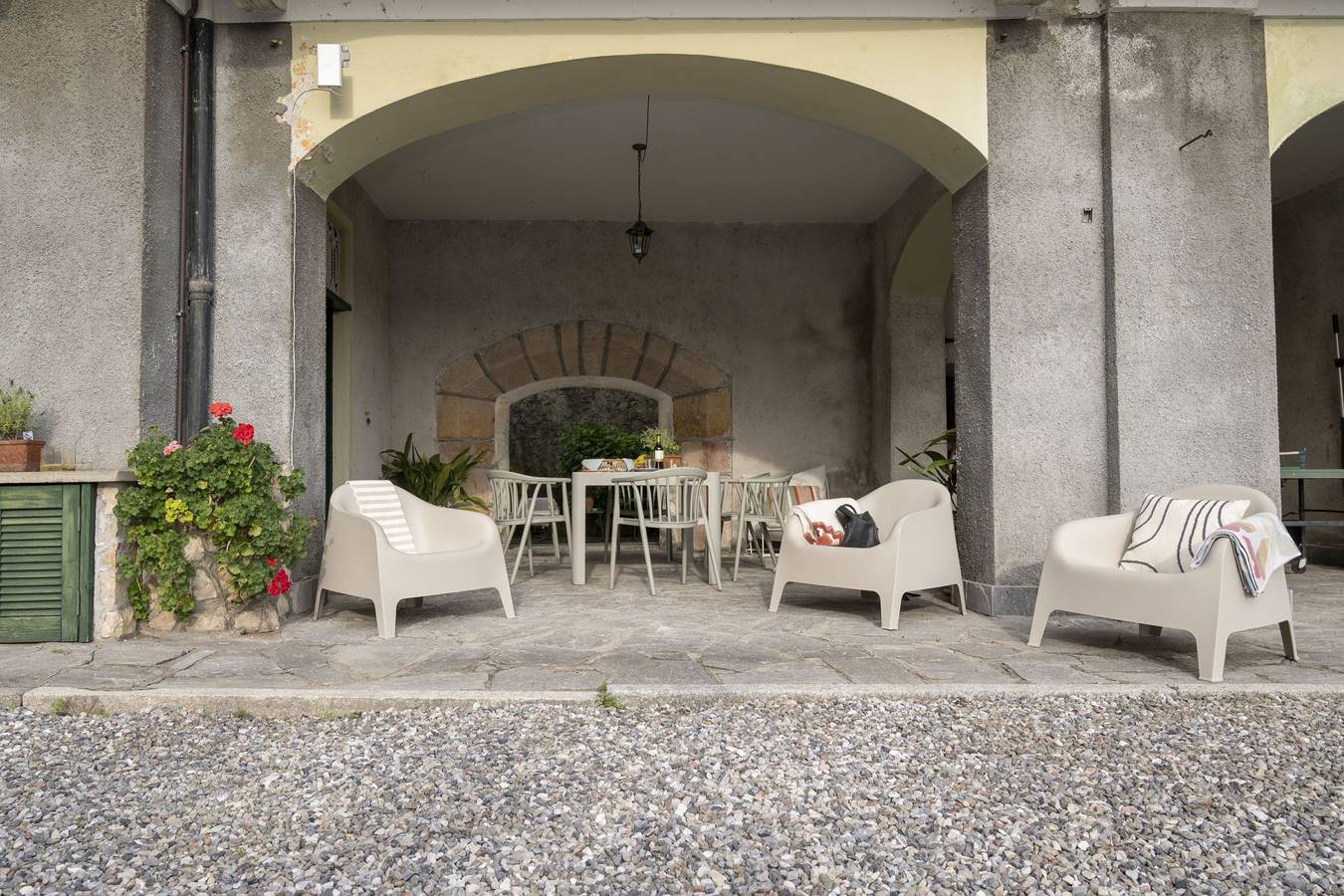 Appartamento intero, Lago Maggiore Sponda Lombarda - Dimora La Rondanina Vista Lago Maggiore in Angera, Comune di Angera