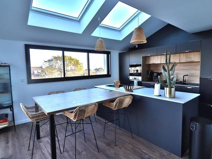 Location de vacances pour 9 personnes, avec terrasse et jardin dans Port Lay