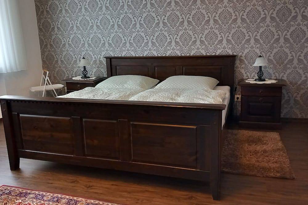 Schöne Ferienwohnung mit viel Platz zum Wohlfühlen in Neuwied, Osteifel