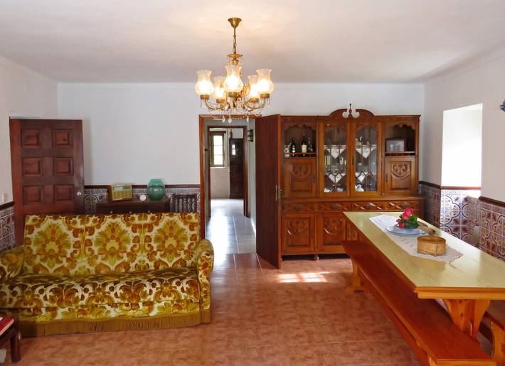 Charming house in Miranda do Corvo + Spacious terrace in Coimbra, Coimbra District