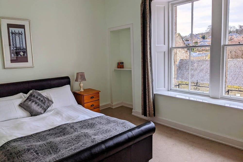 Ganze Wohnung, Spacious 4 Bed Maisonette on Scottish Borders High Street in Jedburgh, Scottish Borders