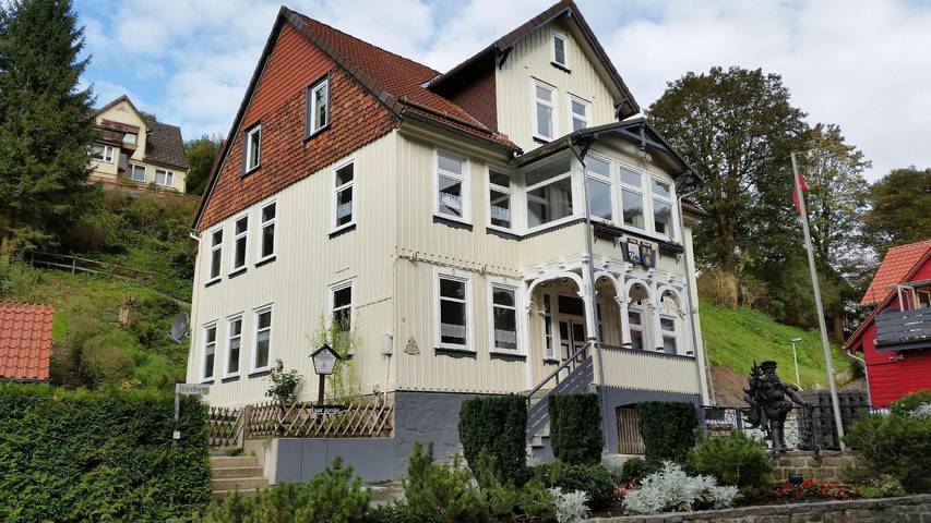 Ferienhaus für 12 Personen, mit Terrasse und Garten - 1