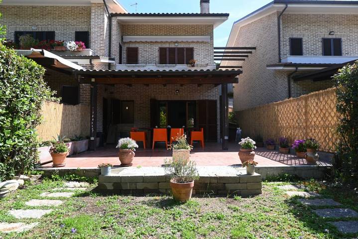 Appartamento per 5 persone, con Balcone/Terrazza e Giardino a Sirolo