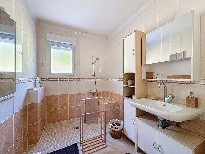 Location de vacances pour 5 personnes, avec jardin et vue à Tanlay - 3