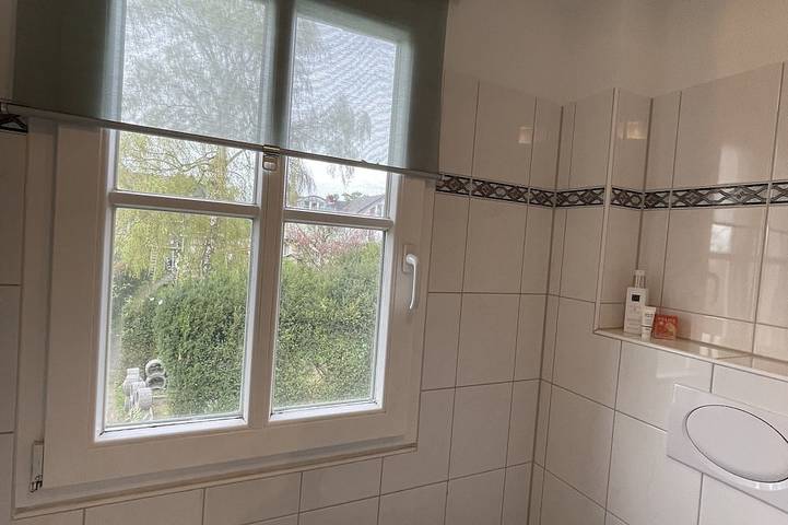 Ruhig und Idyllisch: Kleines Ferienhaus am Waldrand - S-bahn-nähe - Zentrumsnah in Bergisch Gladbach, Arrondissement de Rhin-Berg