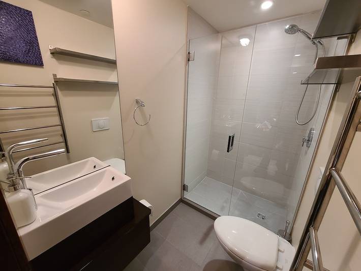 Vacation rental for 21 people, with hot tub and yard in Whistler